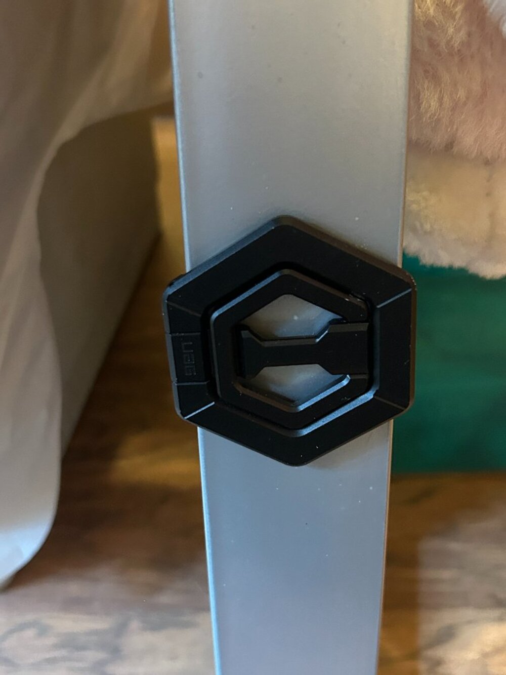 UAG Magnetic Ring Stand